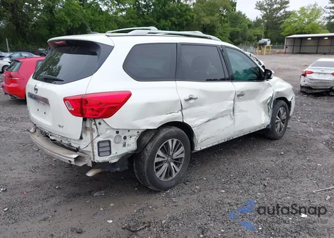 2017 Nissan Pathfinder Sv z USA, uszkodzony, nr VIN 5N1DR2MN9HC646104